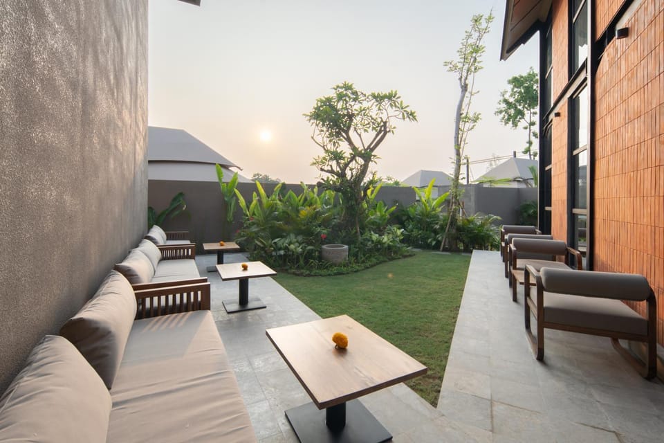 Garden, Seating area