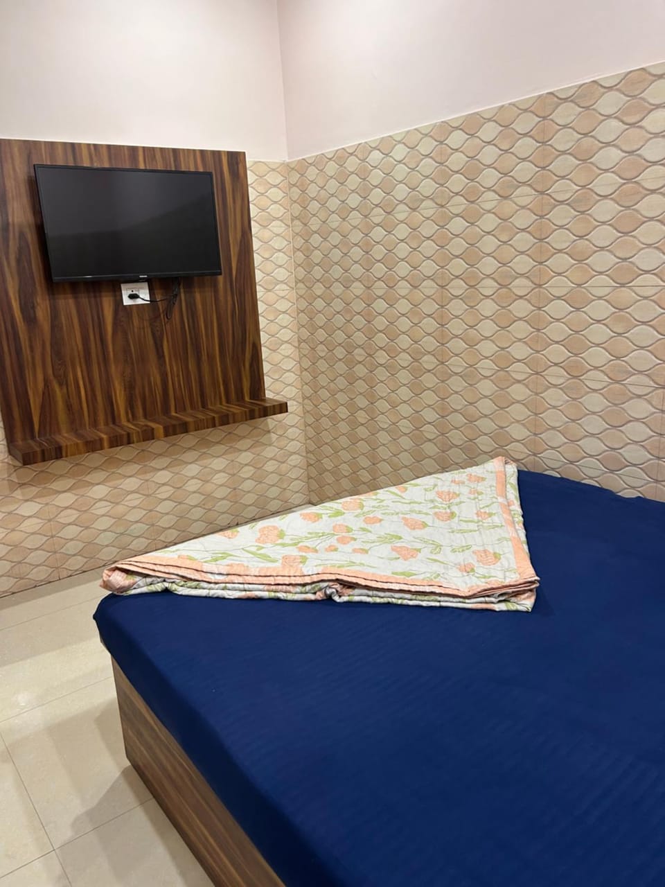 Radhey Radhey Dham Bed and Breakfast in Uttar Pradesh