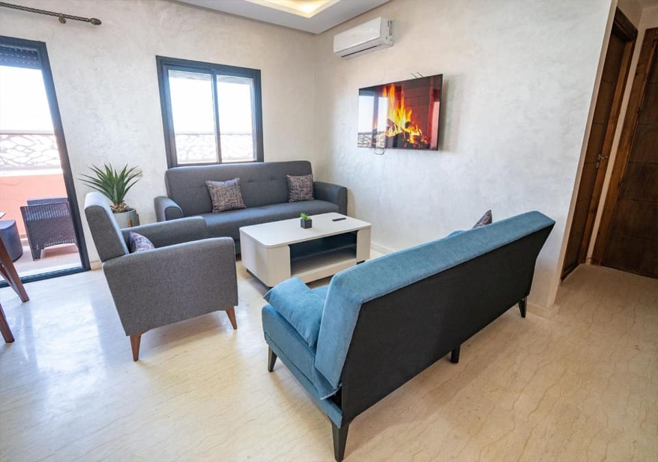 TV and multimedia, Living room, air conditioner