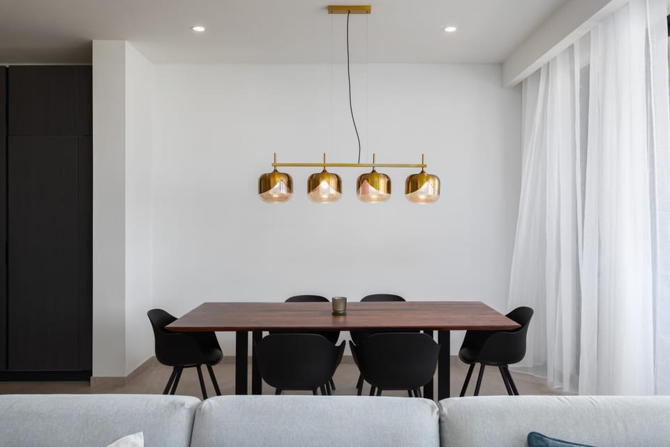 Modern 1BR Spacious Apartment with Terrace - Close to St Thomas Bay Apartment in Marsaskala