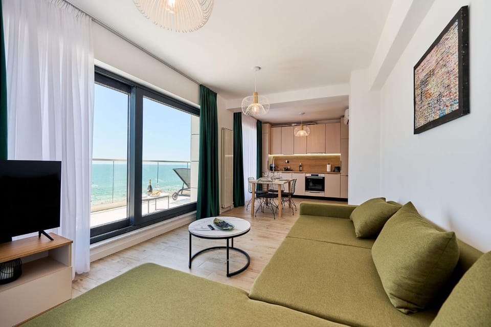 Natural landscape, Kitchen or kitchenette, Living room, Dining area, Sea view