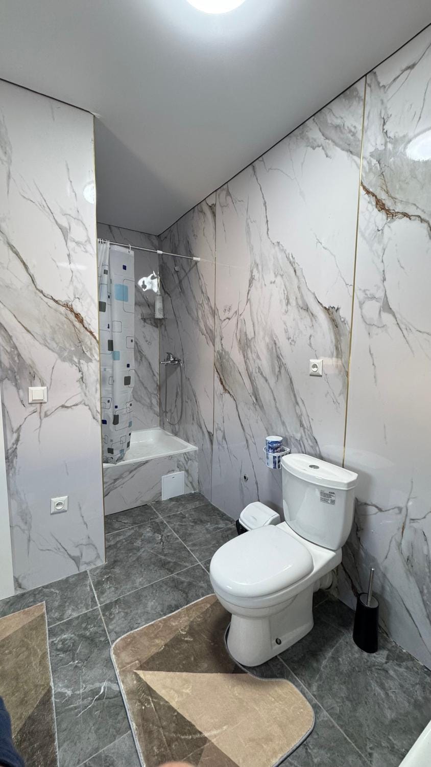 Shower, Toilet, Bathroom