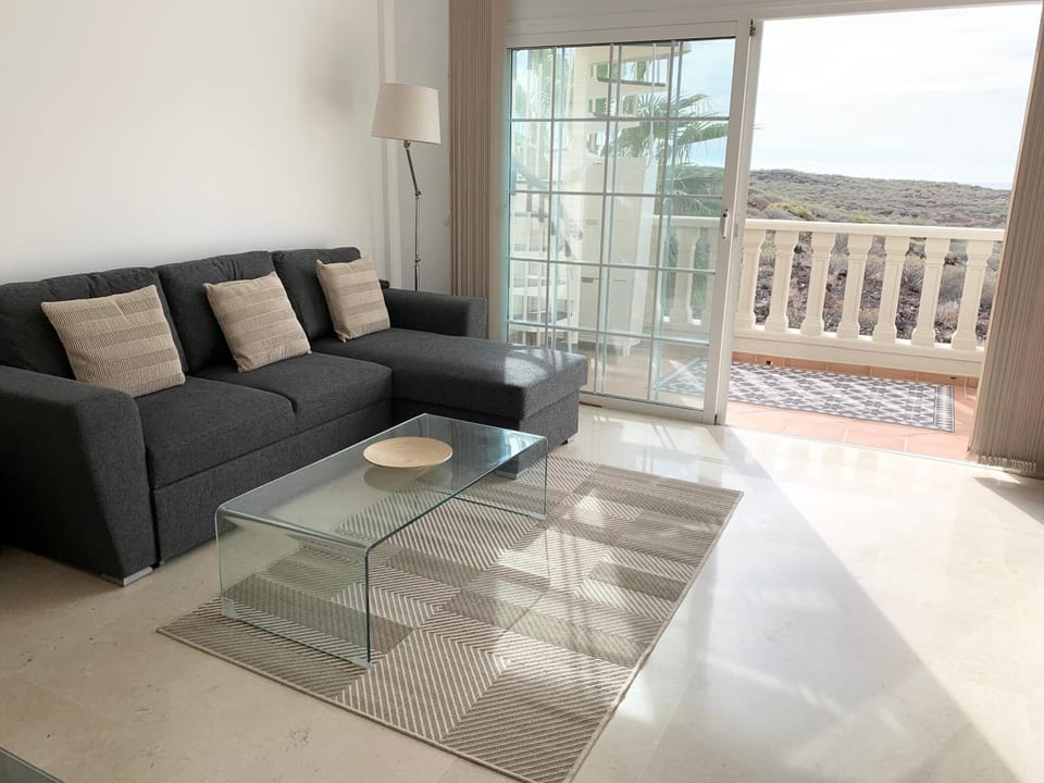 Paraiso Ocean Panorama Apartment in Palm-Mar