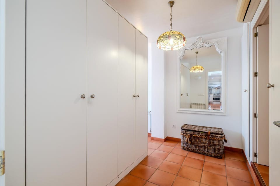 Bedroom, wardrobe