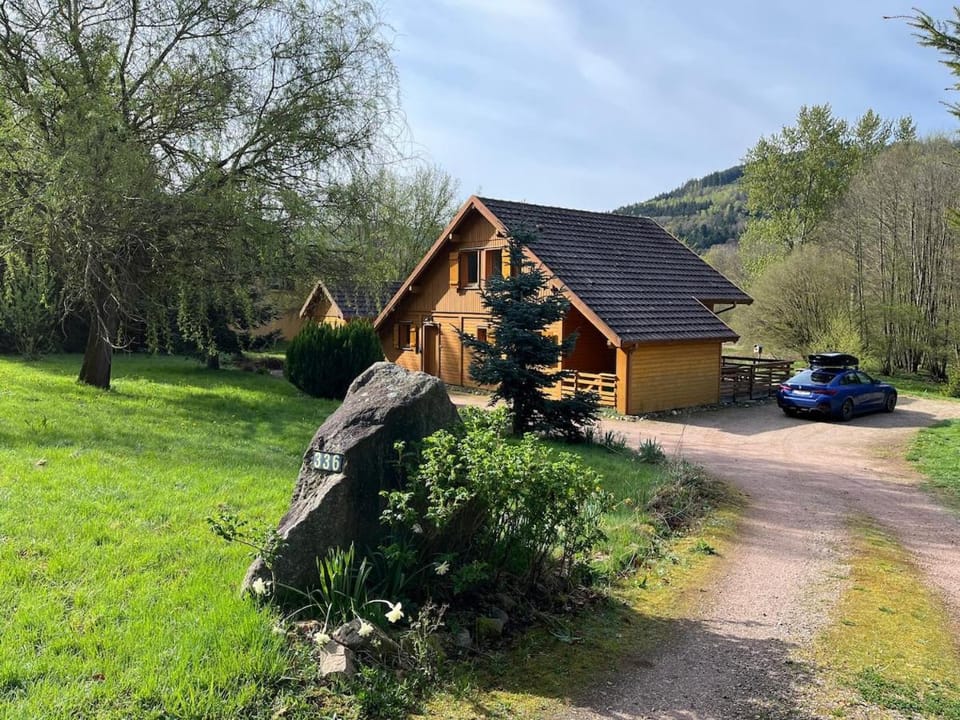 Natural landscape, Garden view, Parking