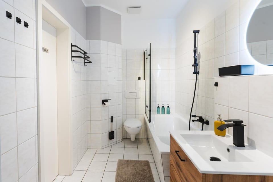 Bathroom, Bath