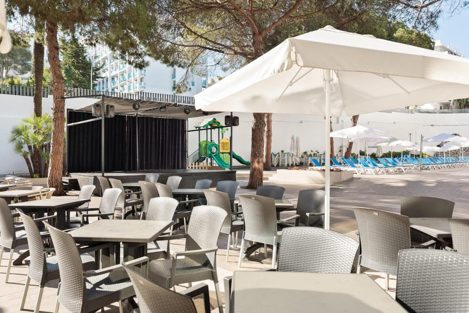 Balcony/Terrace, Lounge or bar