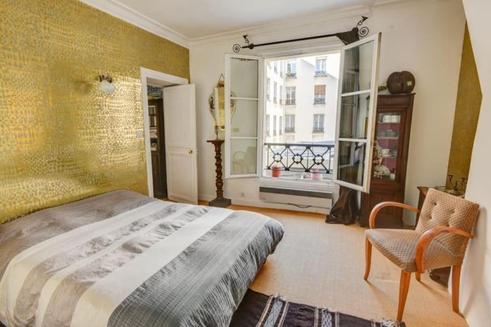 Coeur Paris authentique Apartment in Paris