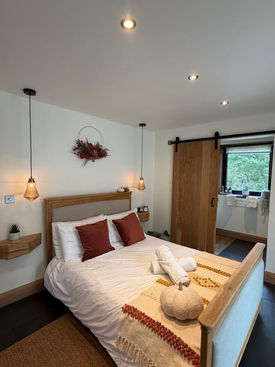 Luxury Courtyard Studio in Llangollen House in Llangollen