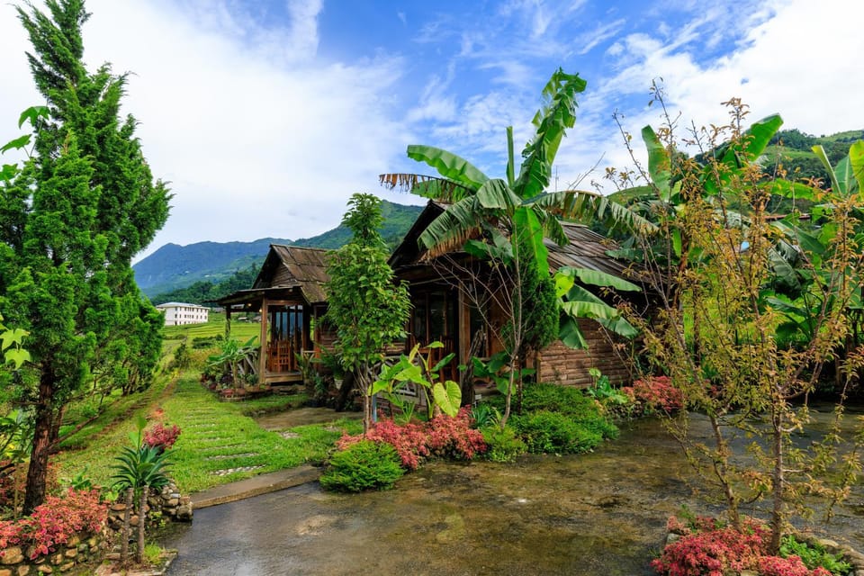 View (from property/room), Garden view, Mountain view