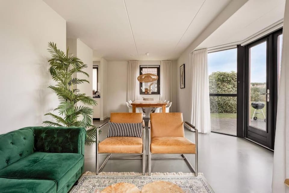 Vakantiehuis aan het water -incl laadpaal- House in Gelderland, Netherlands