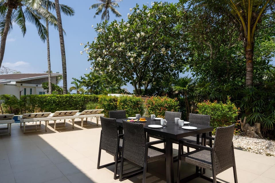 Garden, Dining area