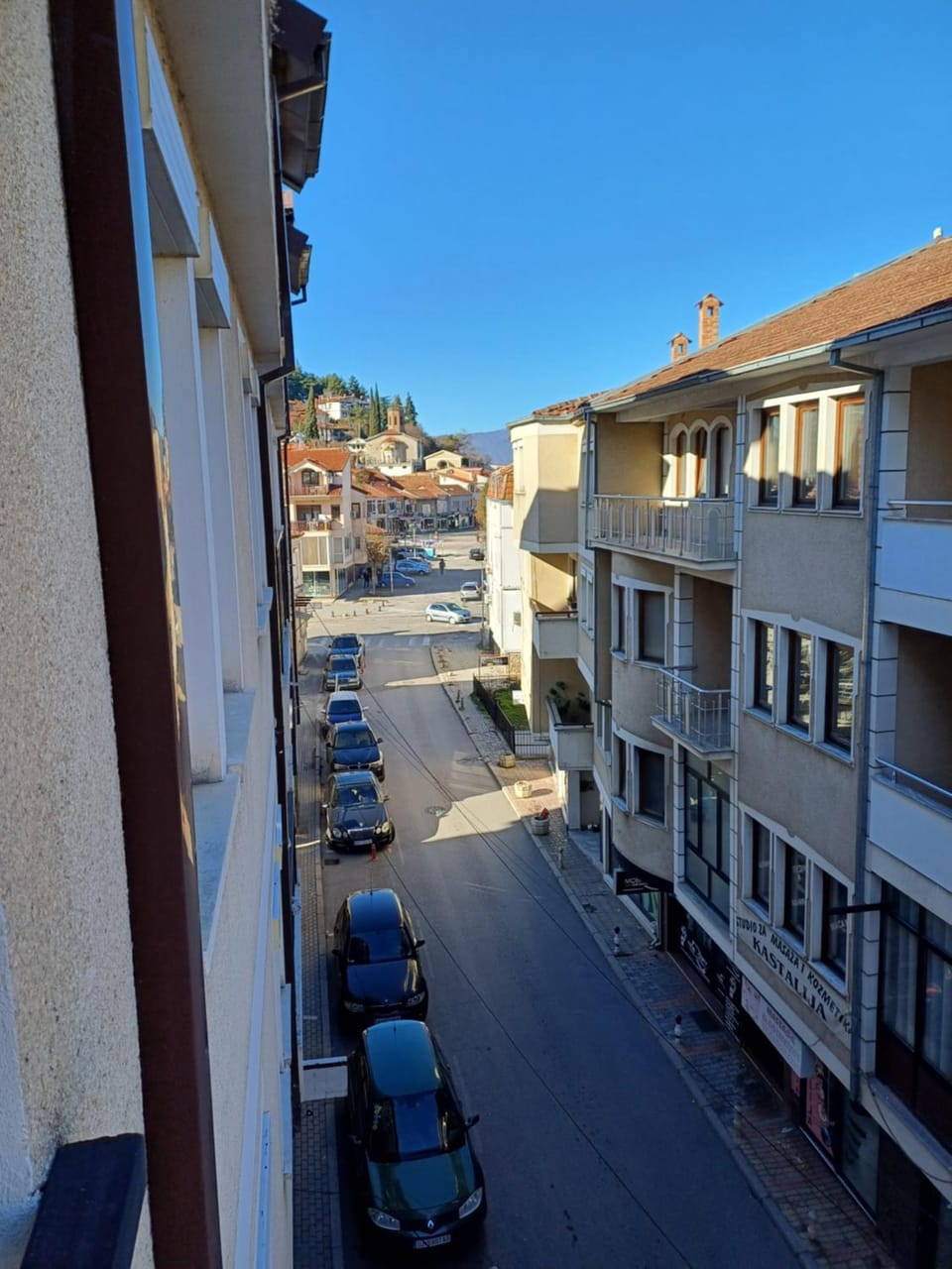 Balcony/Terrace, Quiet street view