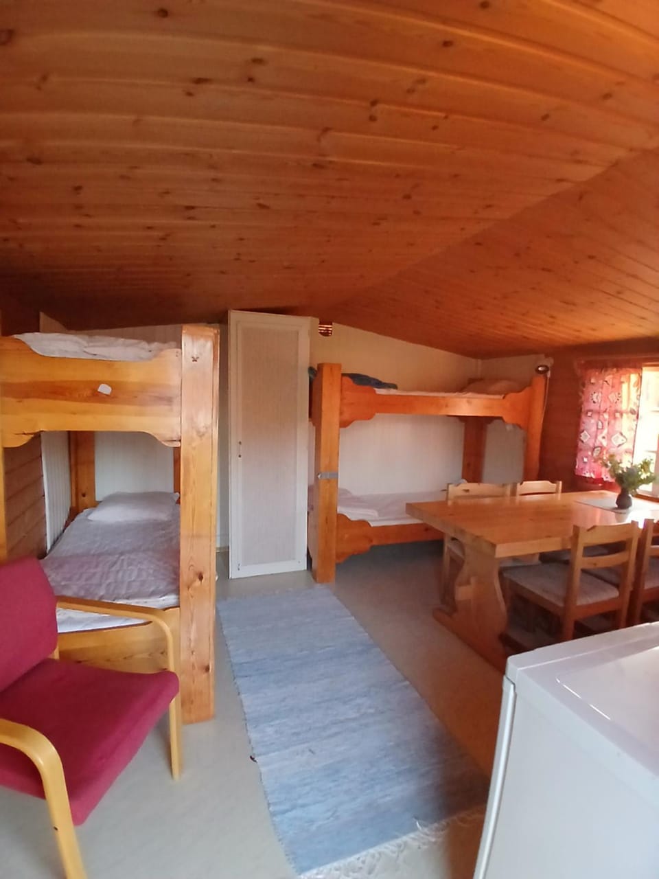 Photo of the whole room, Dining area, Bedroom, bunk bed