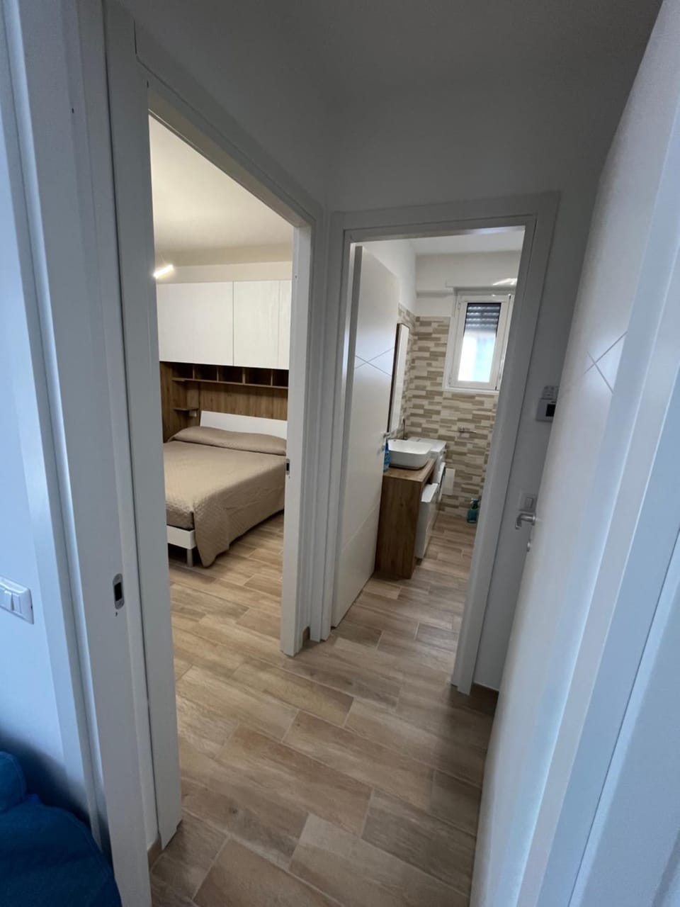 Bathroom, Photo of the whole room