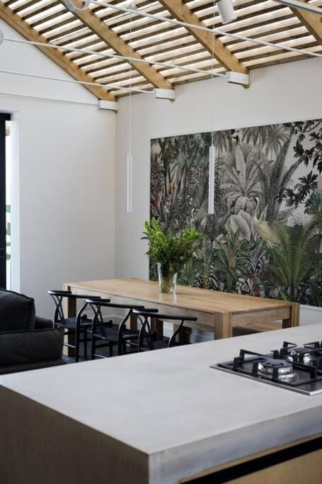 Architectural gem in Durban North - sleeps 6 House in Durban