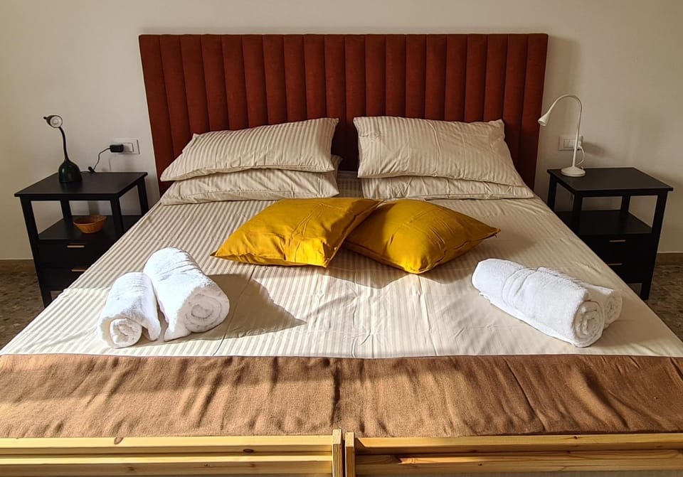 Casa Lucia 5th Floor Apartment in Bologna