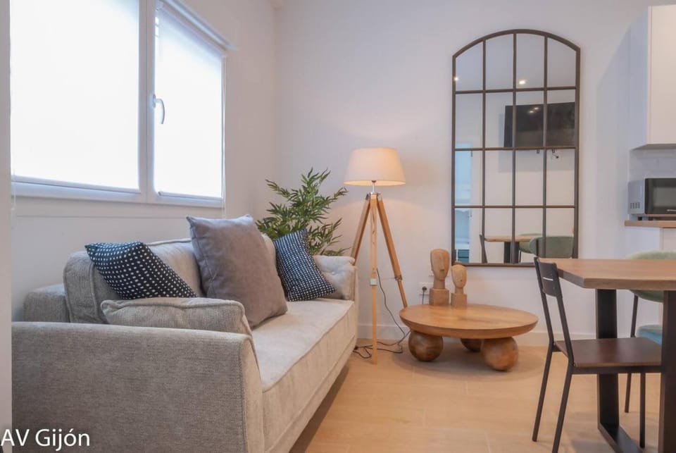 AVG Manuel Junquera 27 Apartment in Gijón
