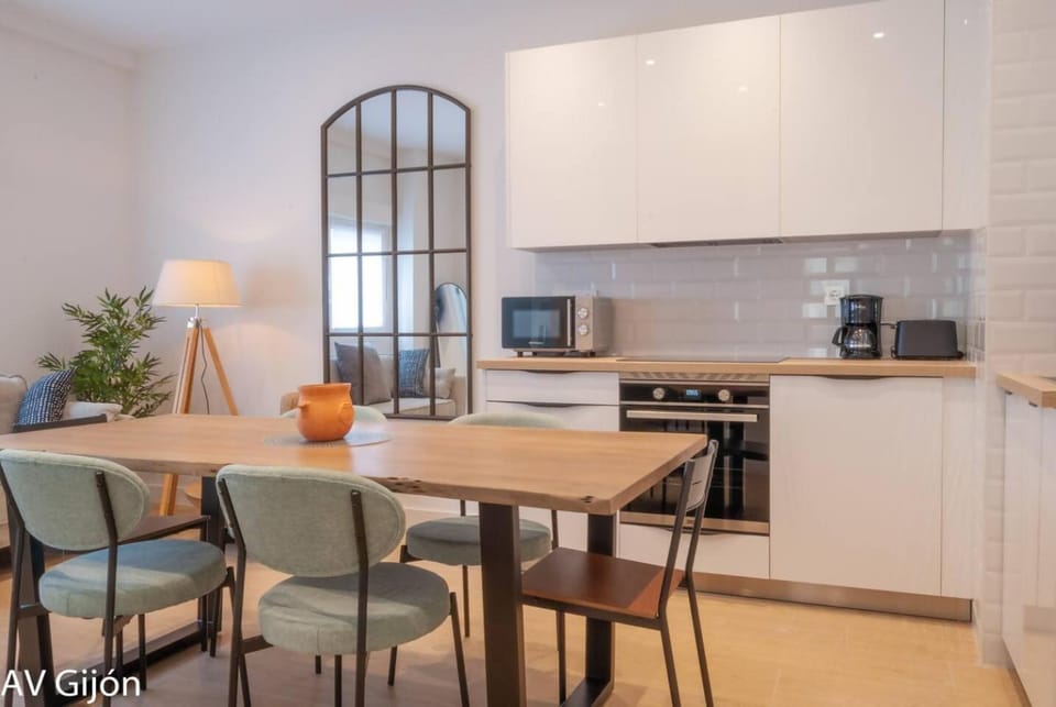 AVG Manuel Junquera 27 Apartment in Gijón