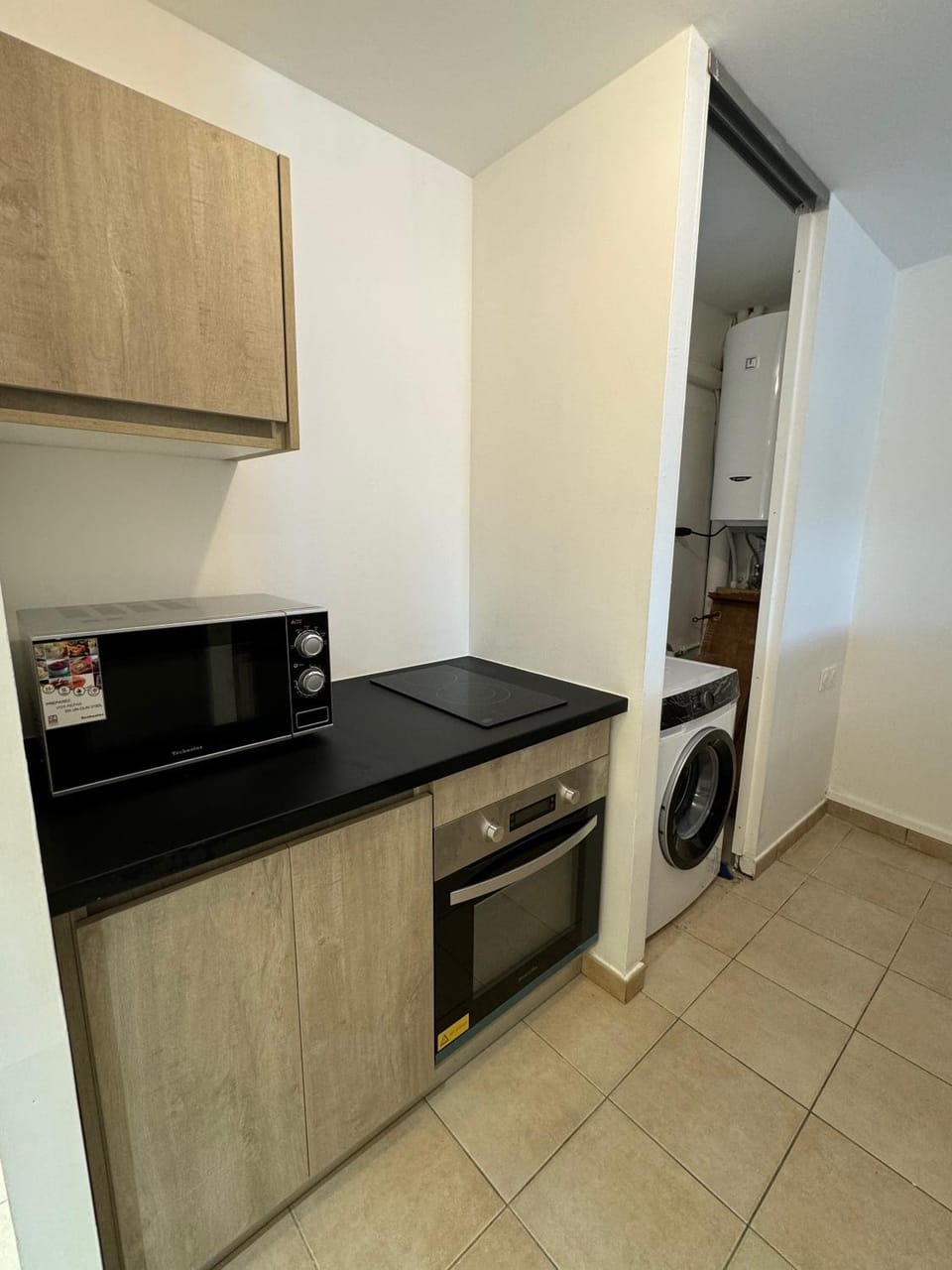 Appartement F2 résidence calme avec piscine SAINT-ANDRE Apartment in Réunion
