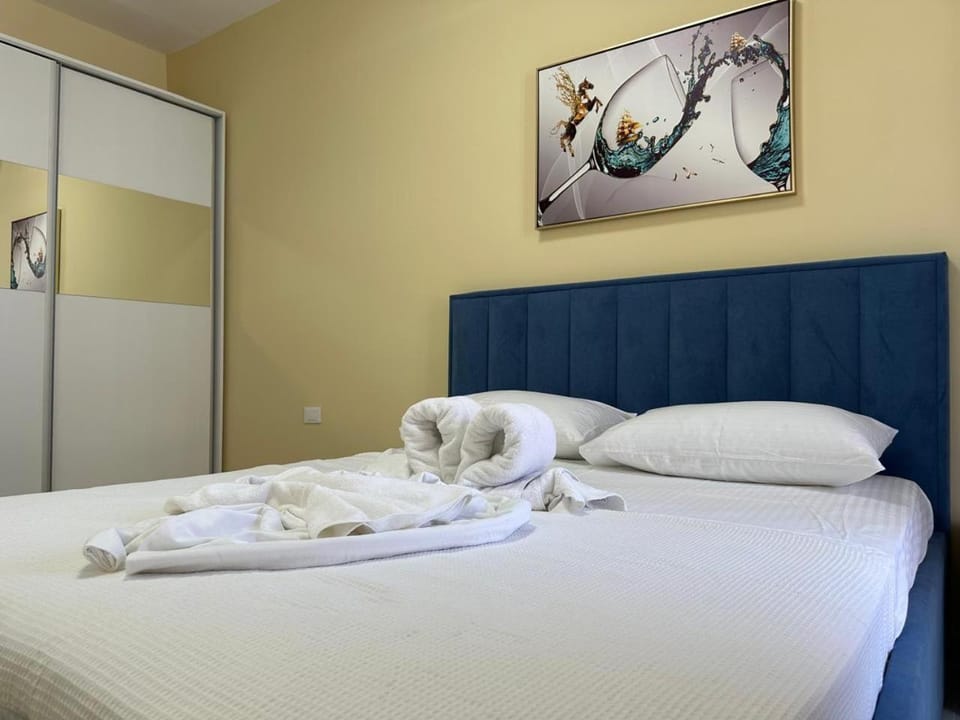 Seafoam Sands Apartment Apartment in Vlorë