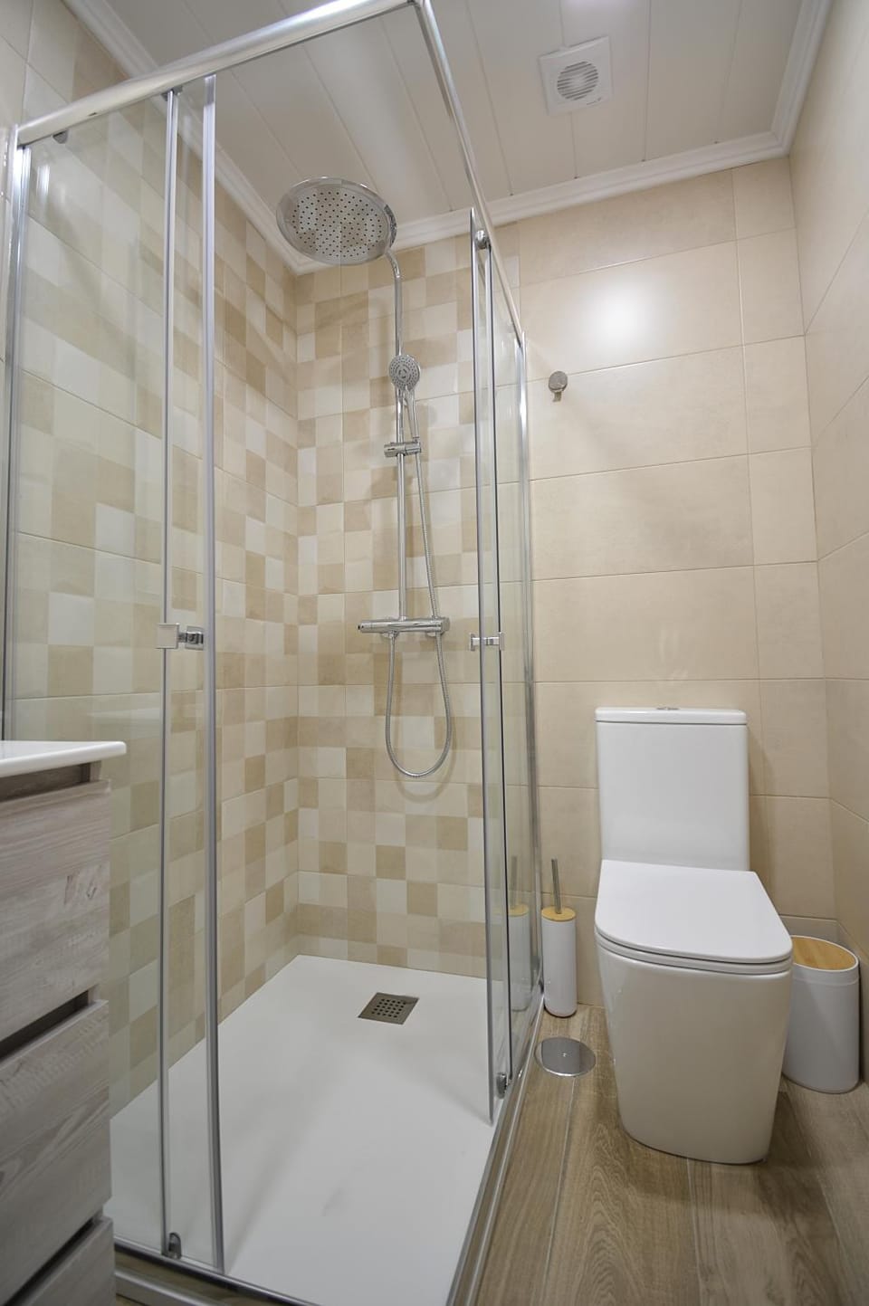 Shower, Bathroom
