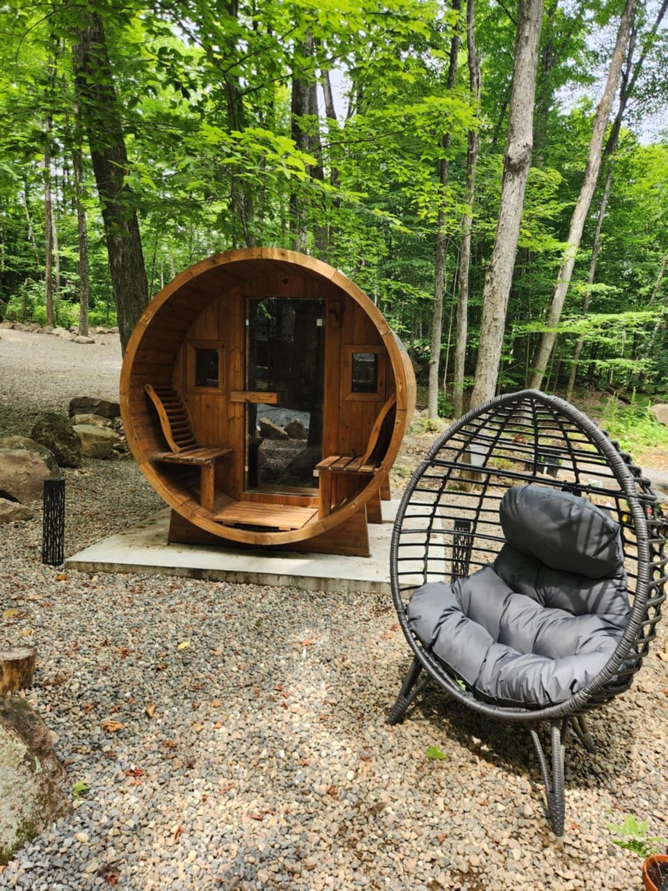 Dômes nordik 4 saisons Campground/ 
RV Resort in Ontario