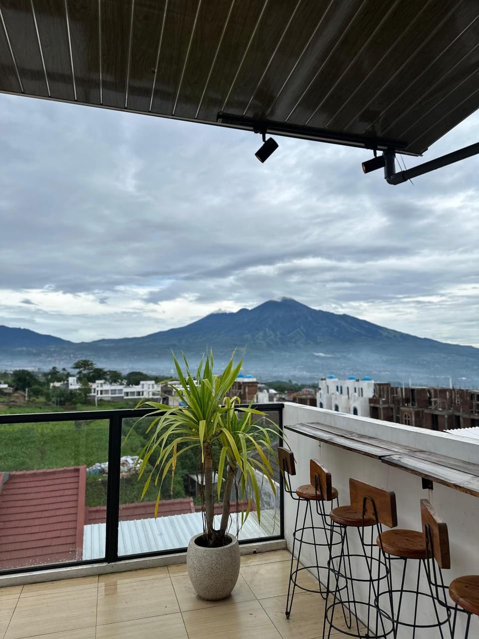 Lunara Villa Villa in Batu