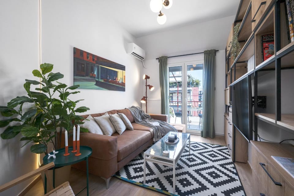 Library, TV and multimedia, Living room, Seating area