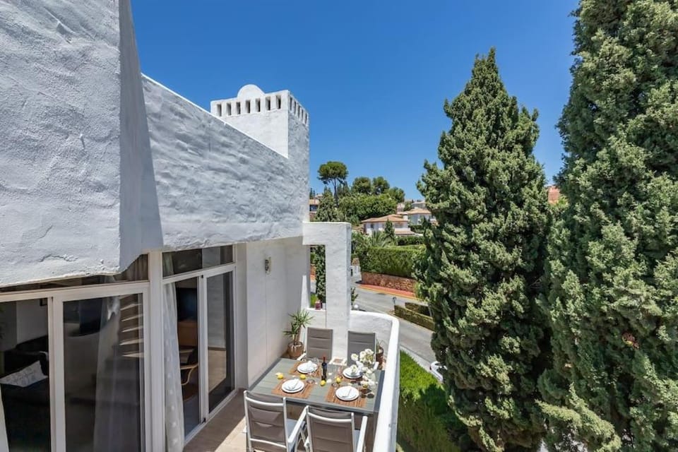Amazing PH Rooftop terrace, pools and gym RDR397 Apartment in Sitio de Calahonda