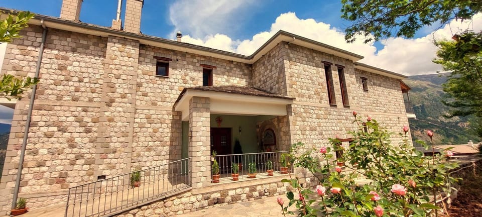Philoxenion Resort Di Montagna Hotel in Peloponnese, Western Greece and the Ionian