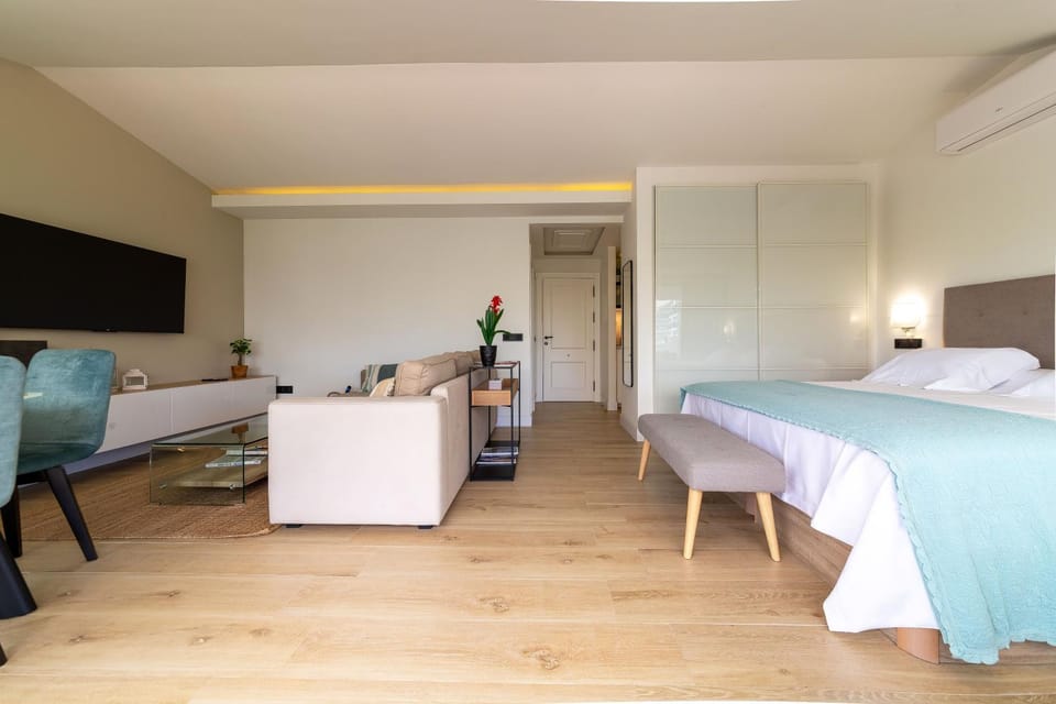 714 Luxury Plaza Suite estudio junto a la playa Marbella Apartment in Marbella