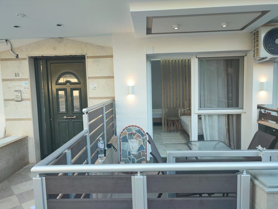 Alexander Luxury Apartment in Halkidiki