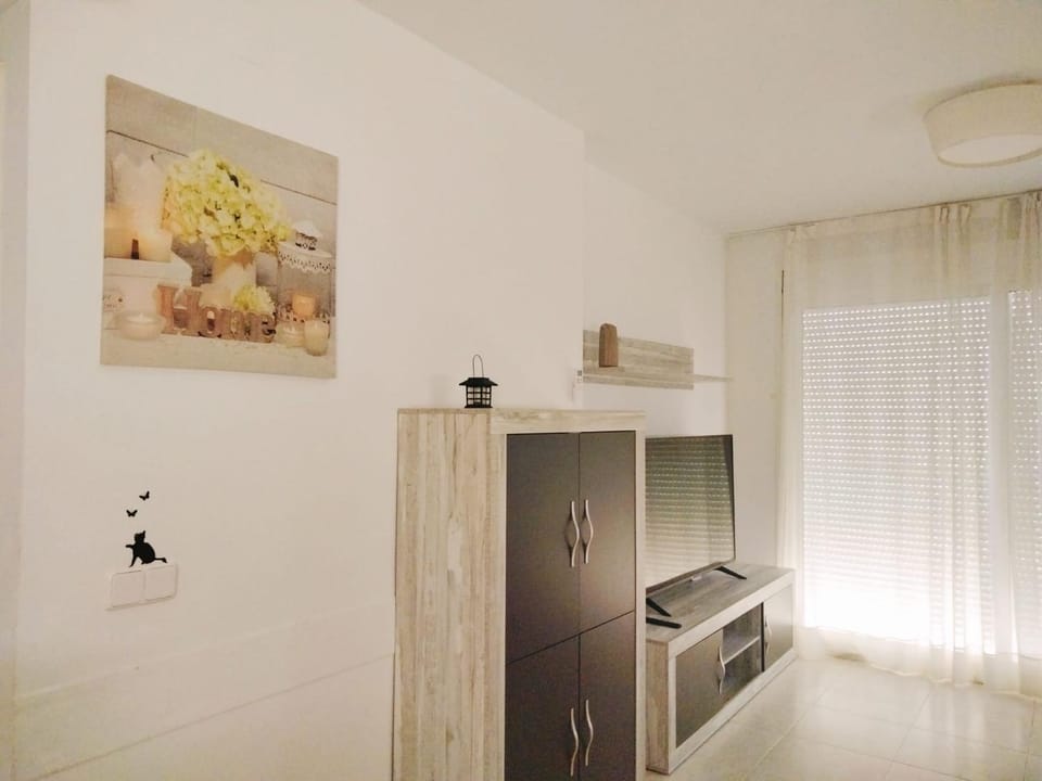 TV and multimedia, Living room, heating, air conditioner