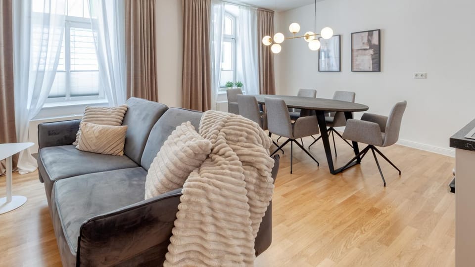 Living room, Seating area, Dining area