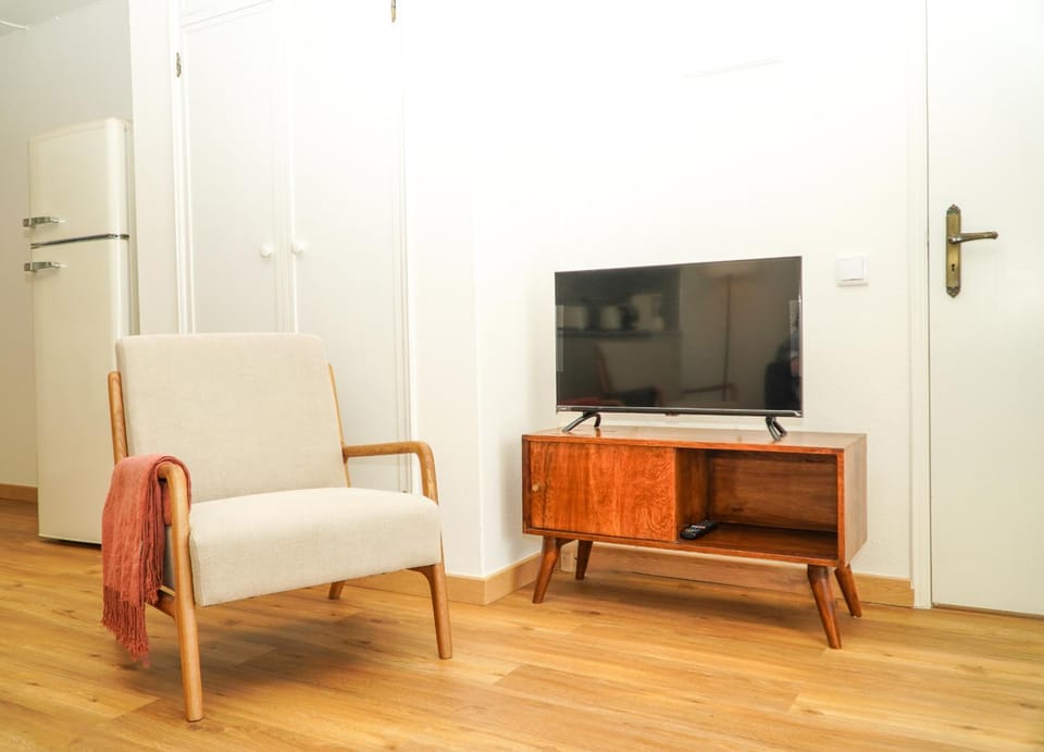 Communal lounge/ TV room, TV and multimedia