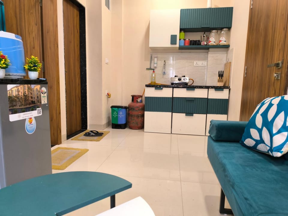 Kitchen or kitchenette, Living room