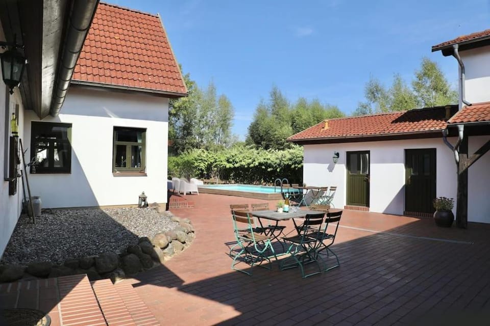 Property building, Patio