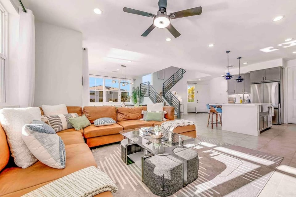 Lakeside Haven House in Indio