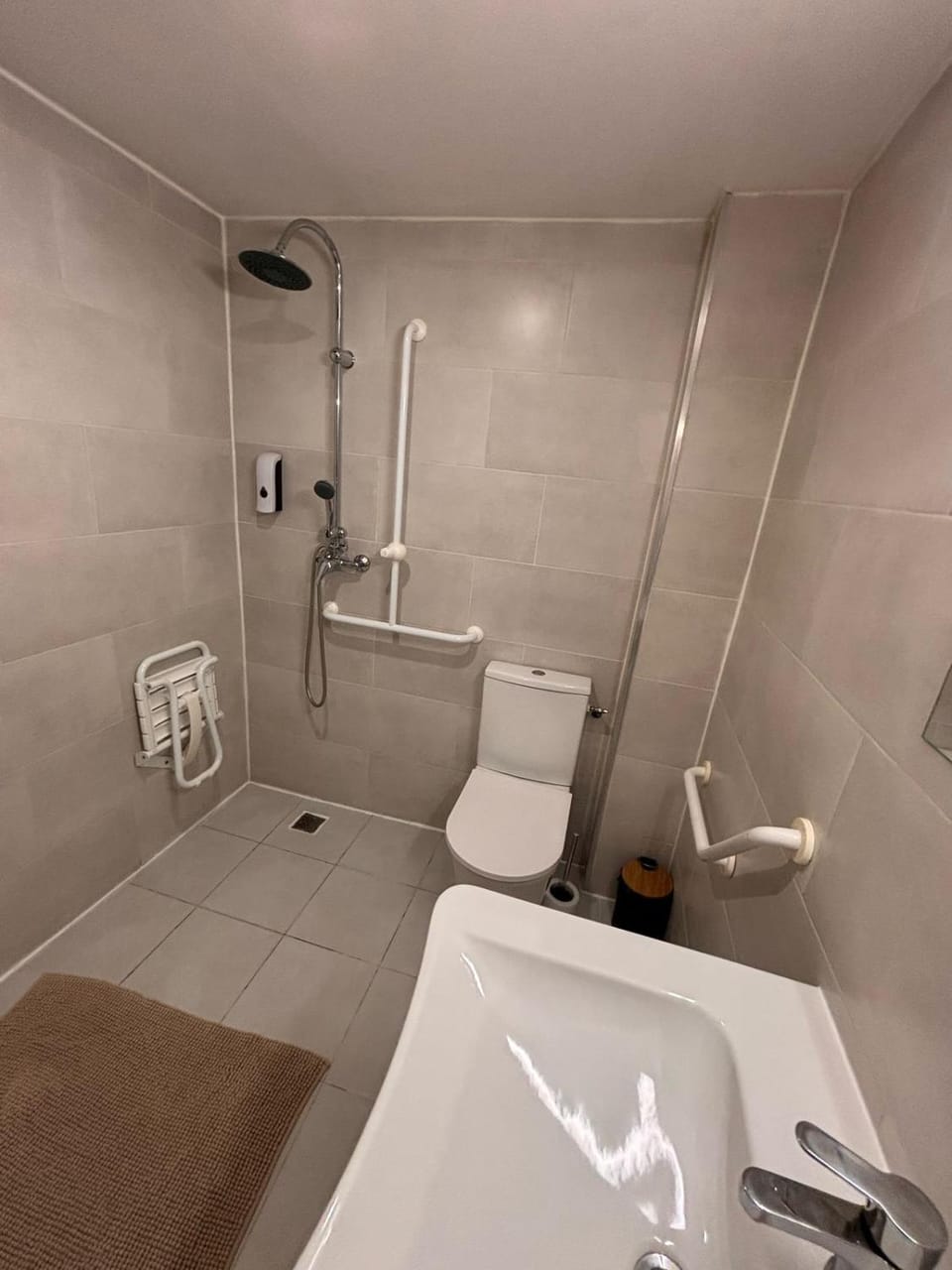 Studios Louis RICARD Bed and Breakfast in Rouen
