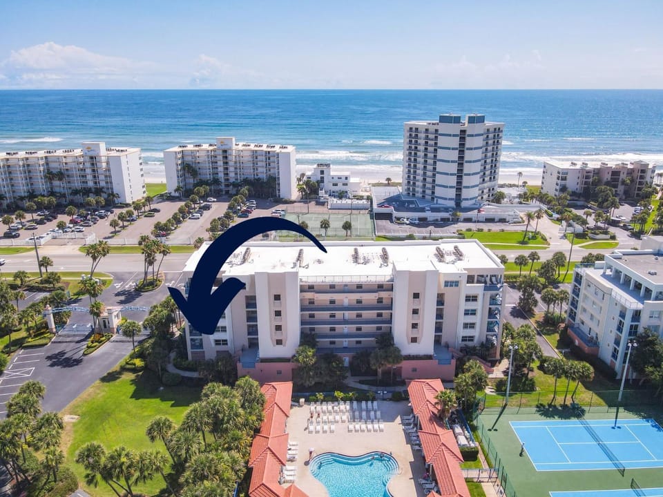 Oceanwalk 3BR Corner | Ocean View, 3 Private Balconies & Beach Walk Apartment in Florida
