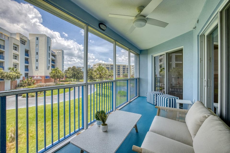 Oceanwalk 14-204 Beach Access Pool Tennis Courts Apartment in Florida