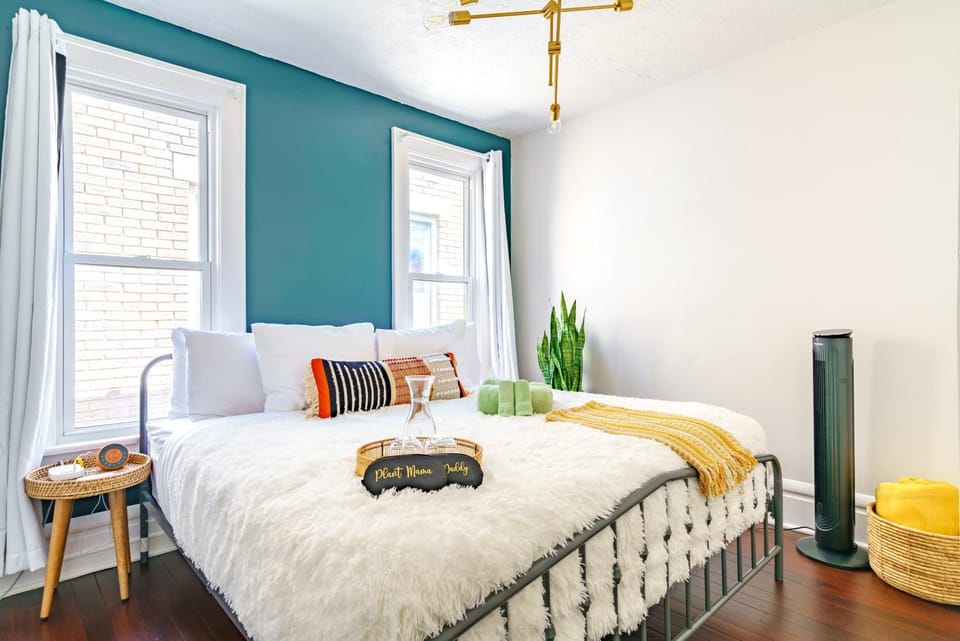 Bed, Bedroom