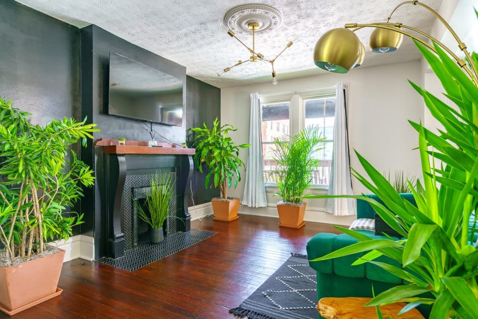 Communal lounge/ TV room, Living room
