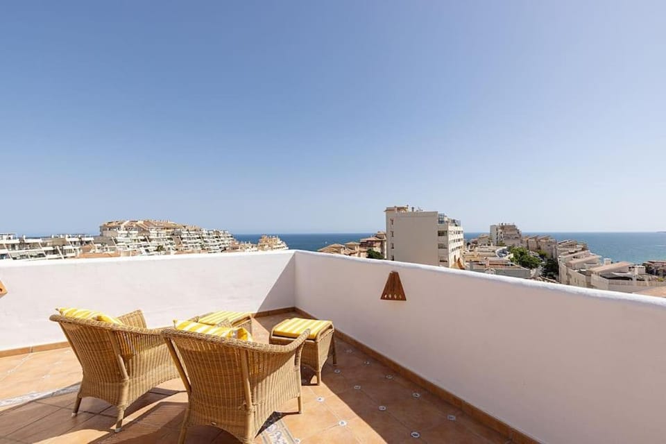 Spacious Penthouse with Spectacular Sea Views! Apartment in Benalmadena