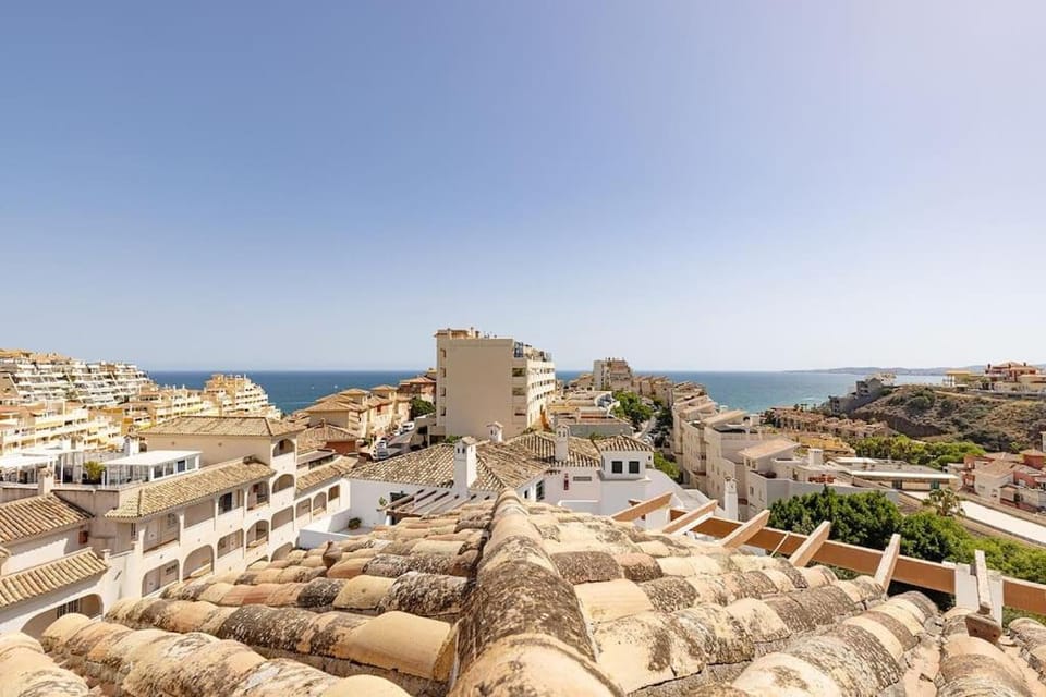 Spacious Penthouse with Spectacular Sea Views! Apartment in Benalmadena