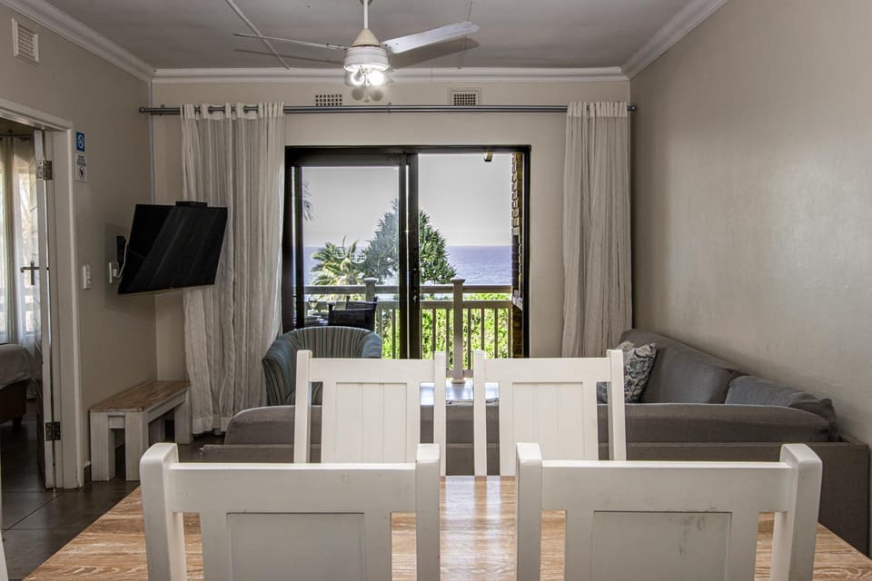 Banana Beach Club D19 Apartment in KwaZulu-Natal