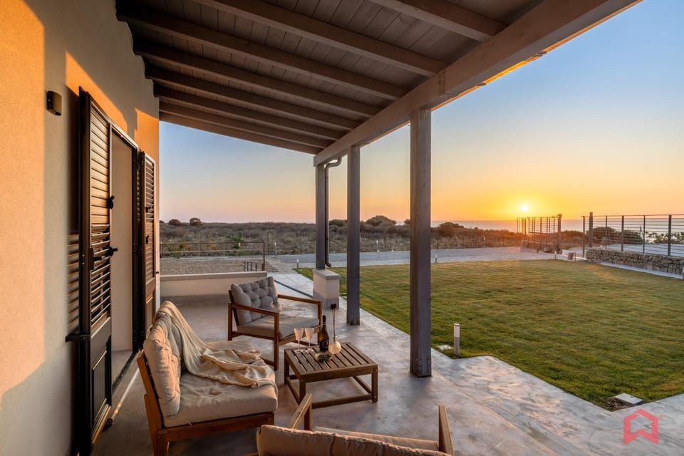 Patio, Day, Natural landscape, Balcony/Terrace, Sea view, Sunrise, Sunset