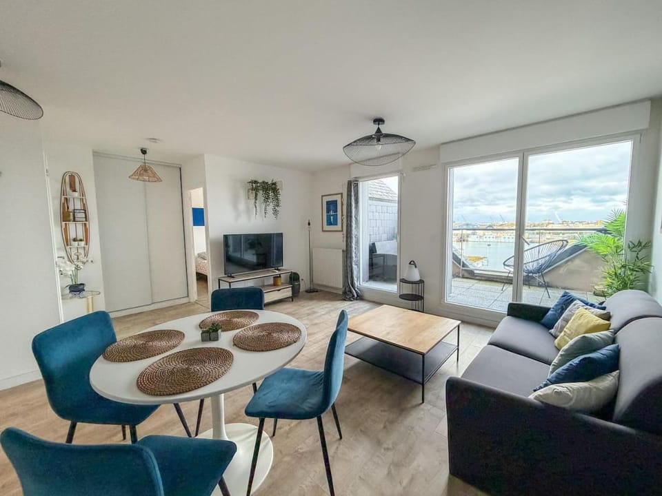 Appt 4 pers vue Intra-Muros avec Parking Apartment in St-Malo