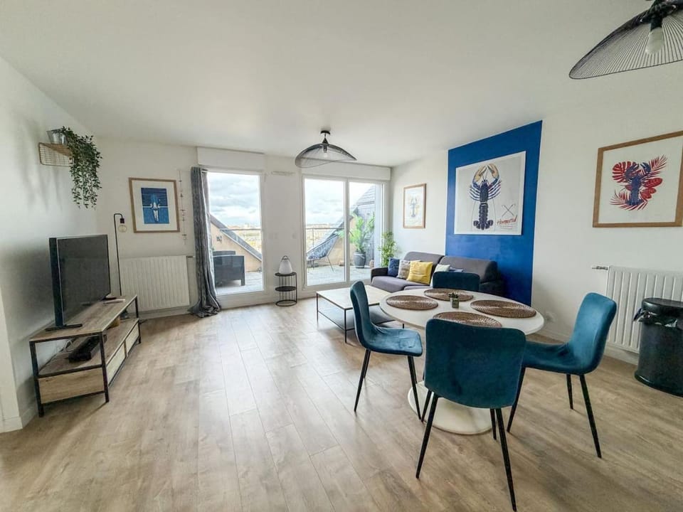 Appt 4 pers vue Intra-Muros avec Parking Apartment in St-Malo